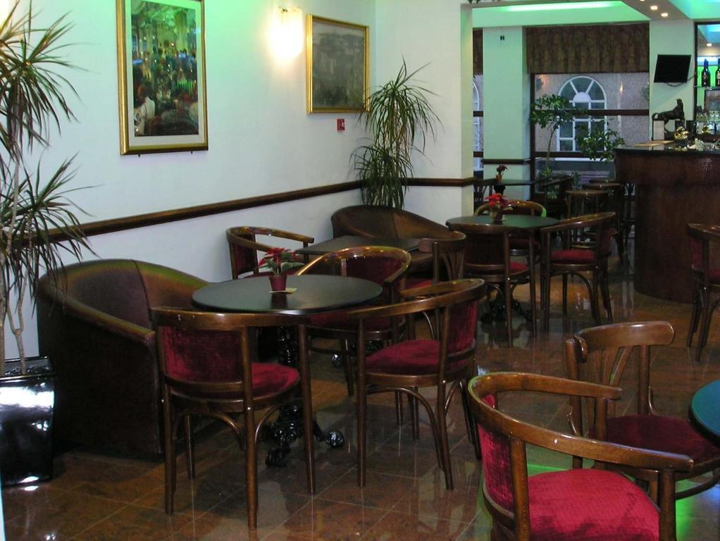 Kings Paget Hotel West Drayton  Luaran gambar