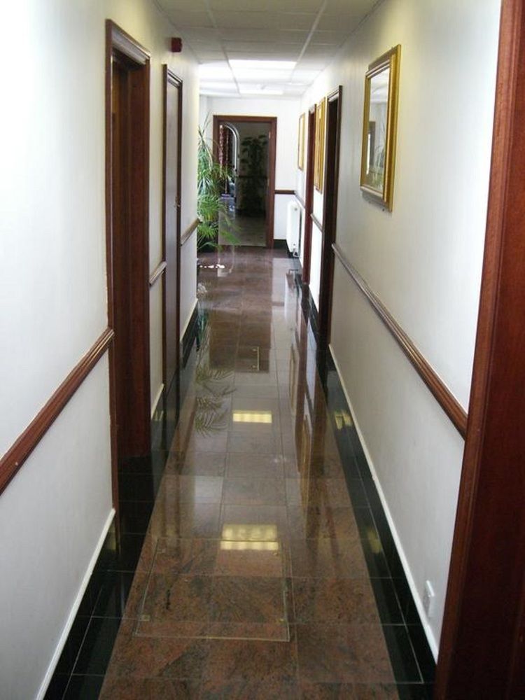 Kings Paget Hotel West Drayton  Luaran gambar