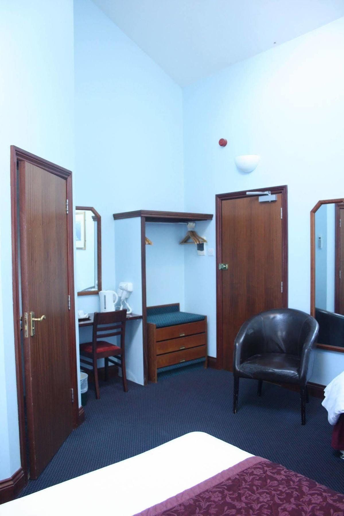 Kings Paget Hotel West Drayton  Luaran gambar