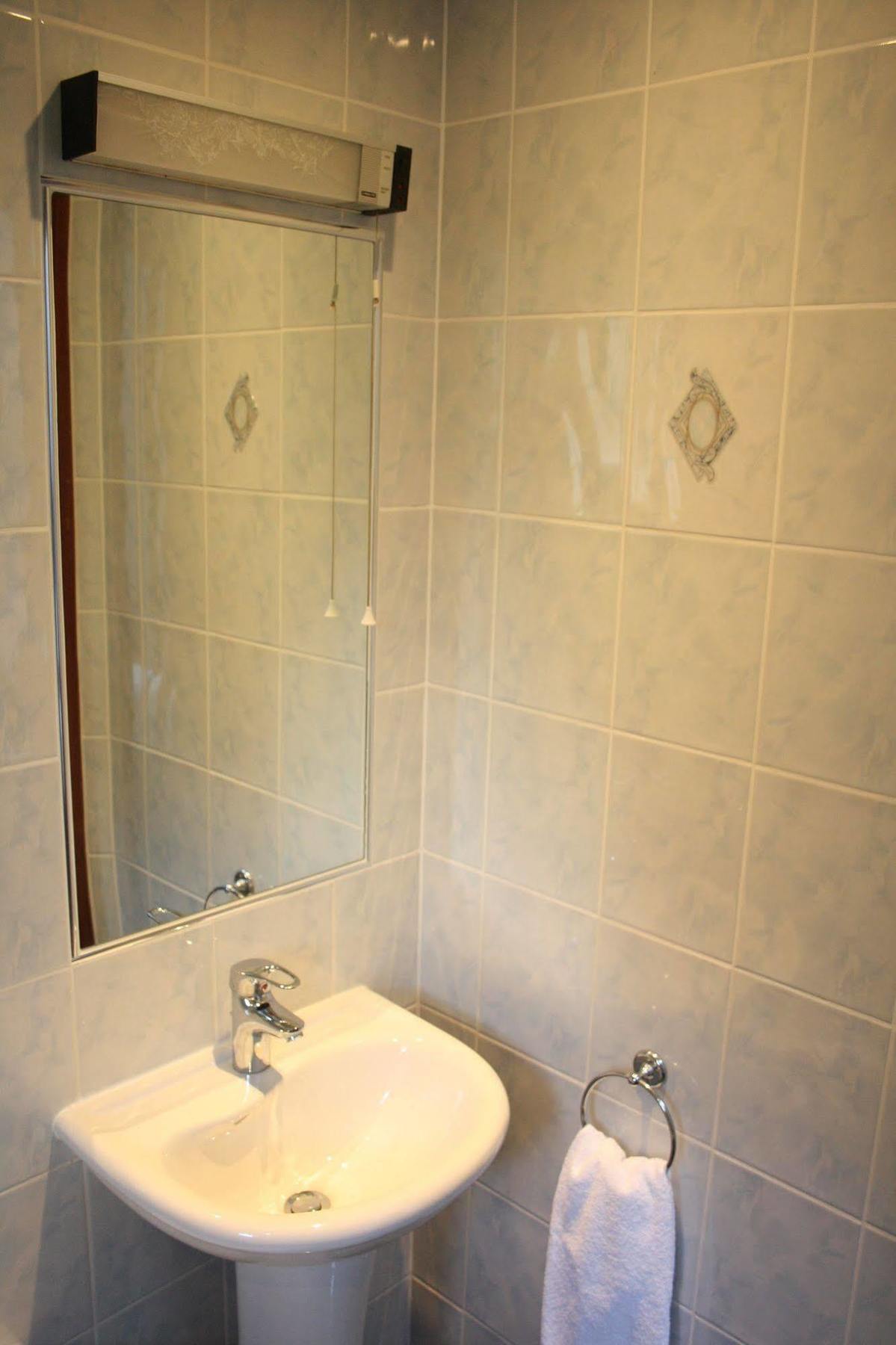 Kings Paget Hotel West Drayton  Luaran gambar