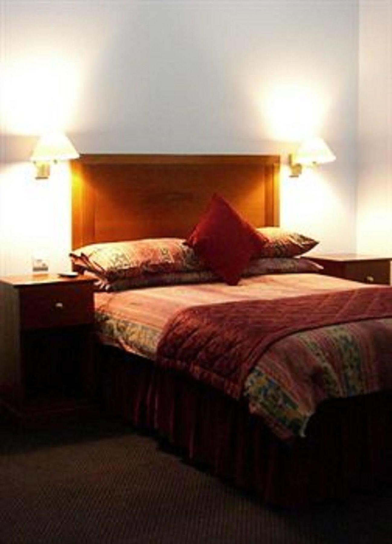 Kings Paget Hotel West Drayton  Luaran gambar