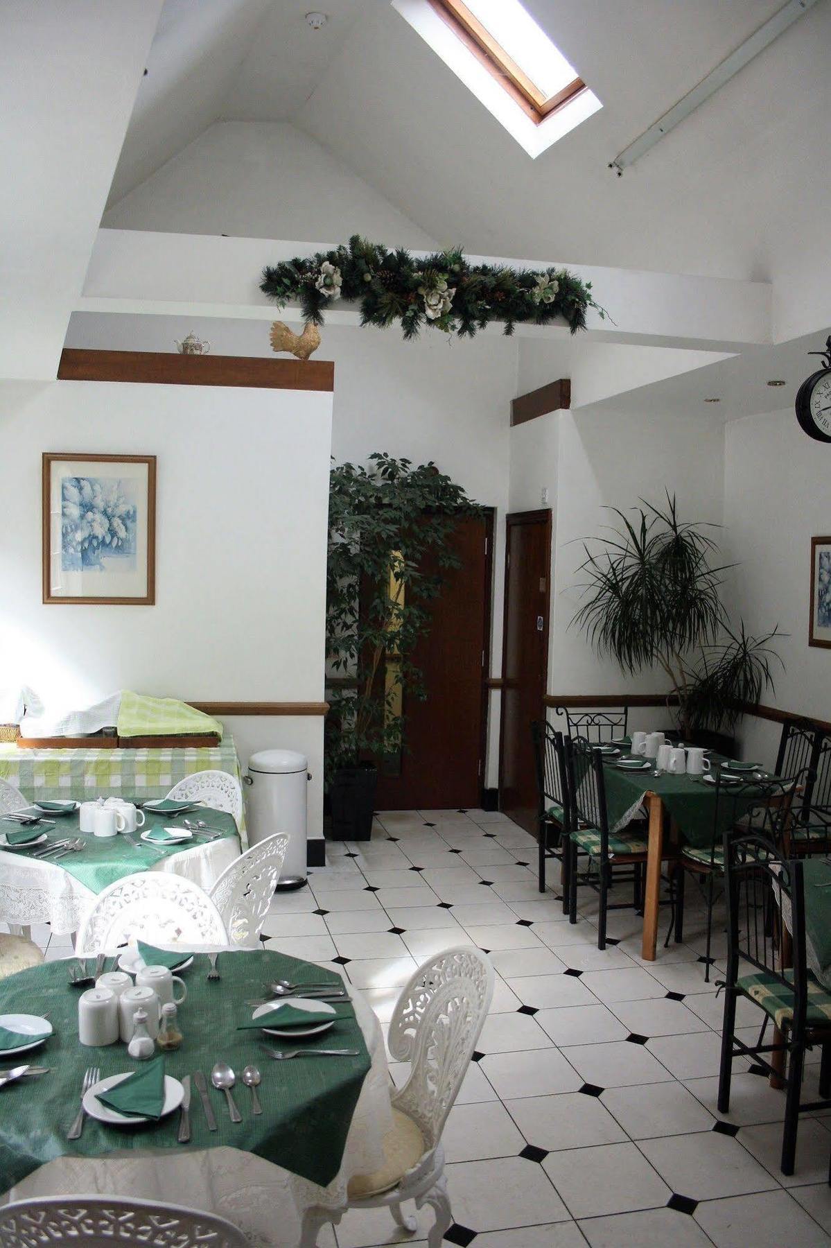 Kings Paget Hotel West Drayton  Luaran gambar